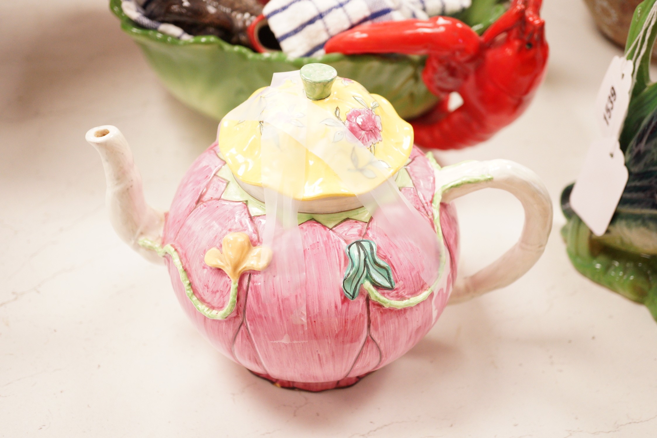 Mixed ceramics including a Doulton jardiniere